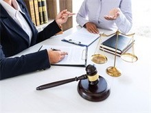 專業(yè)法律咨詢，保障您的權(quán)益 玉林法律咨詢服務(wù)廣告