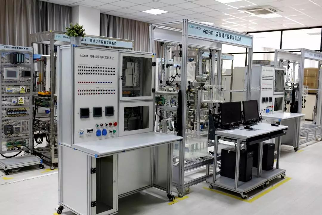 單招季 | 走進(jìn)電氣工程學(xué)院 探索自動化與自動化工程的魅力